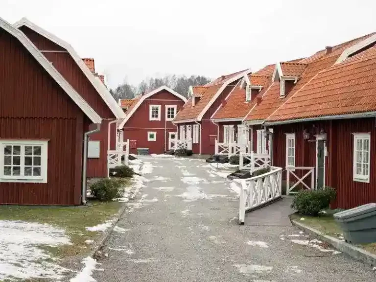 Takläggare i Nykvarn