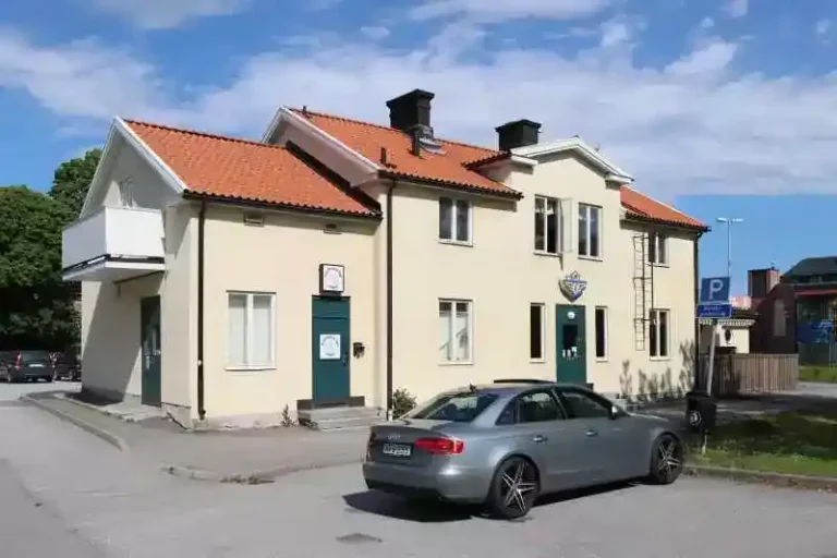 Takläggare i Rimbo