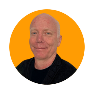 Lars-Åke-working-at-tiotak